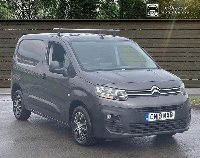 Grey Used 2019 Citroën Berlingo Start MPV | £5,995 (A bit pricey) - Image 1/4