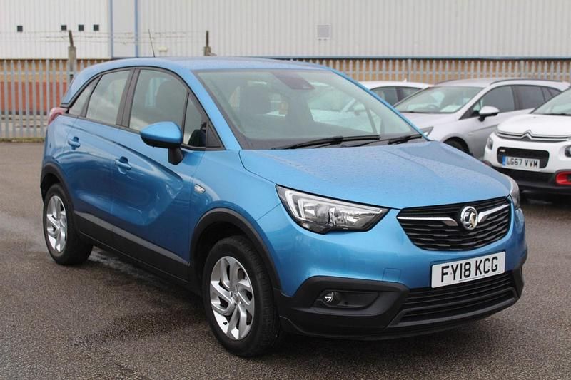 Used Vauxhall Crossland X S 110 HP (80 kW) 2018 Blue SUV