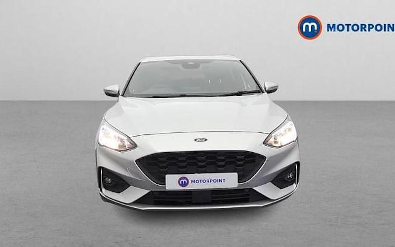 Used Ford Focus ST-Line X 125 HP (91 kW) 2019 Silver Hatchback