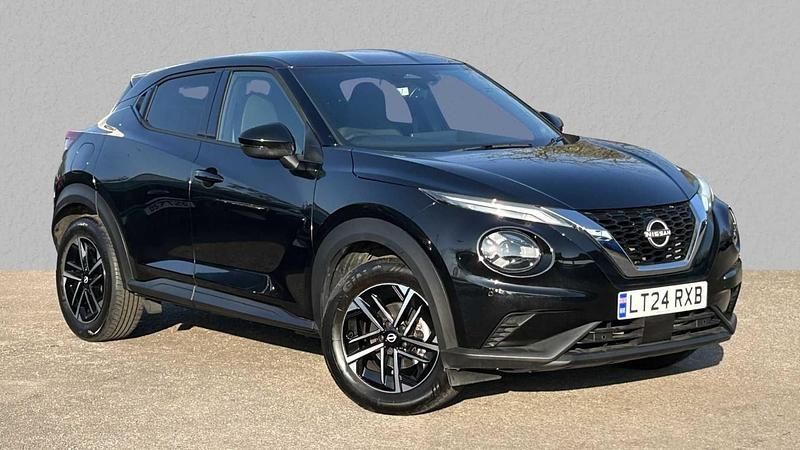 Black Used 2024 Nissan Juke N-Connecta SUV | £15,460 (Good price) - Image 1/4