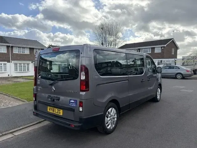 Used Renault Trafic 2018 Grey MPV