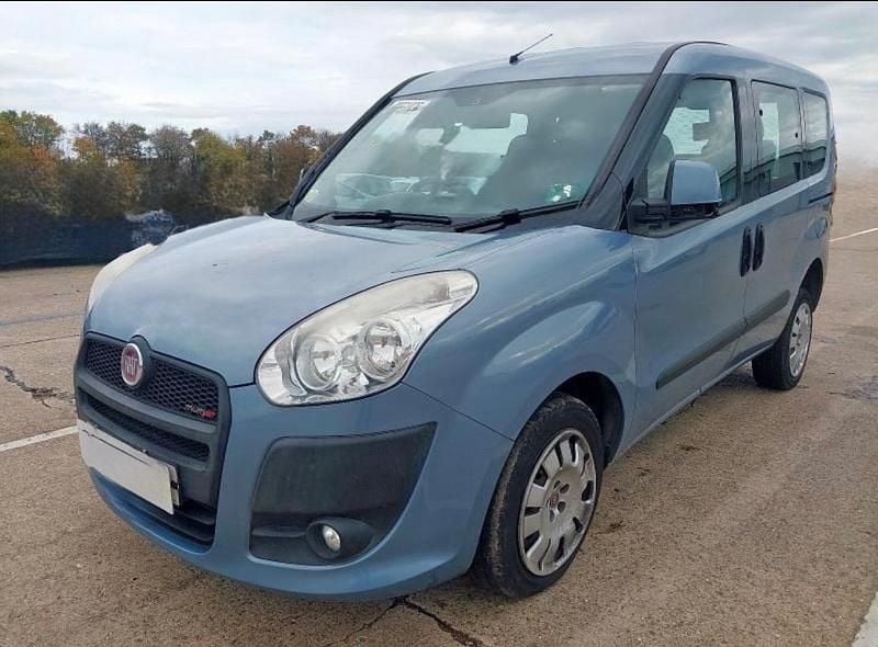 Used Fiat Doblò 2012 Blue MPV