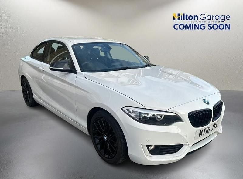 White Used 2015 BMW 218 Advantage Coupe | £9,250 (Fair price) - Image 1/1