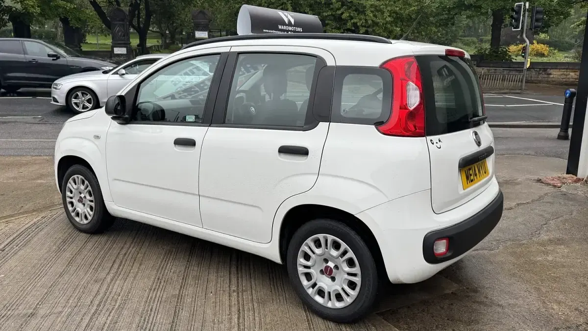 Used Fiat Panda Easy 69 HP (50 kW) 2014 White Hatchback