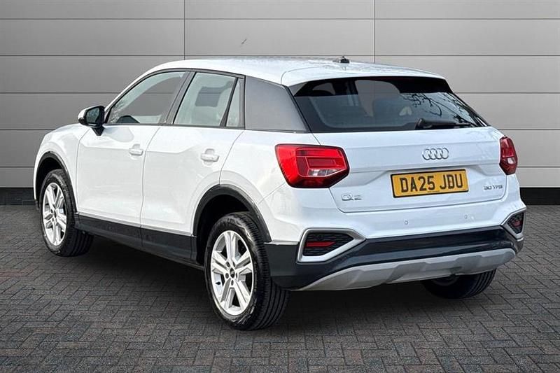 Used Audi Q2 Sport 116 HP (85 kW) 2025 White SUV
