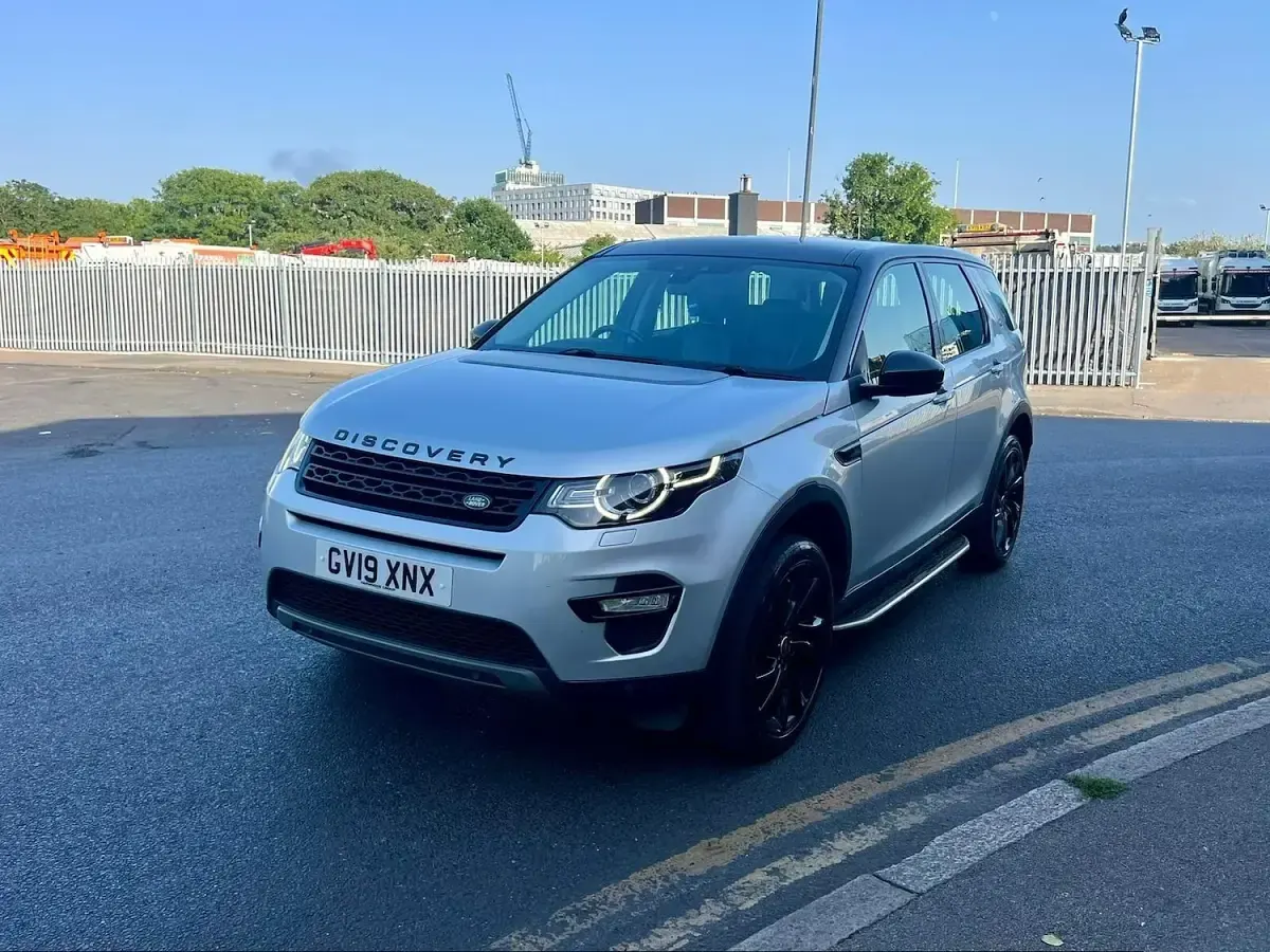 Used Land Rover Discovery 5 HSE 2019 Silver SUV