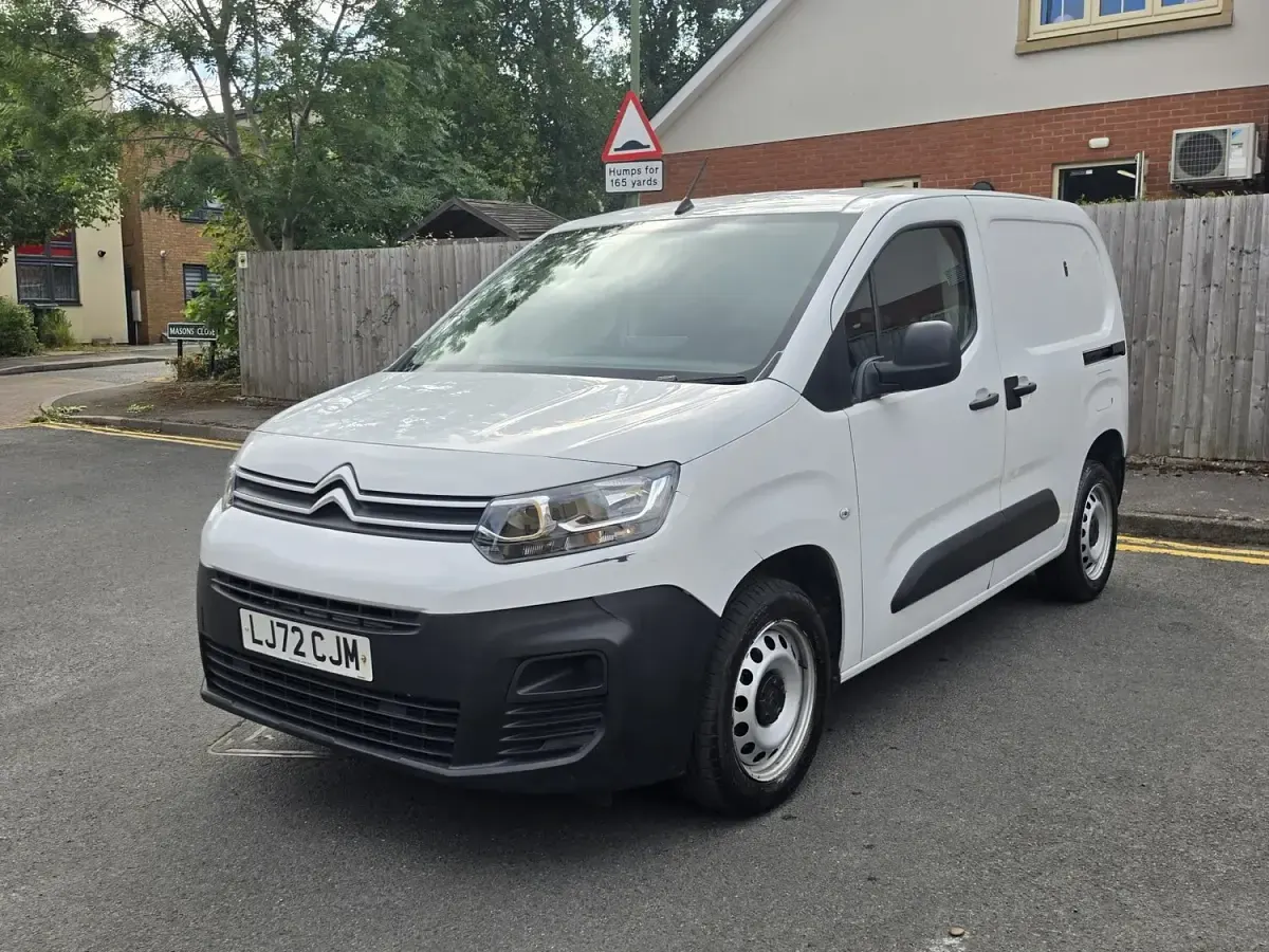 Used Citroën Berlingo 2022 White MPV