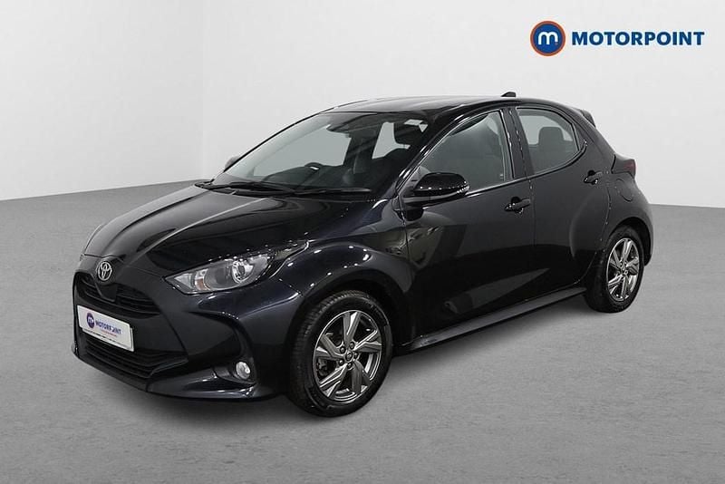 Used Toyota Yaris Hybrid 116 HP (85 kW) 2025 Black Hatchback