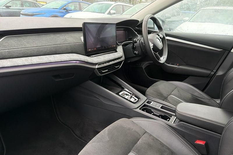 Used Skoda Octavia SE L 147 HP (108 kW) 2024 Silver Hatchback