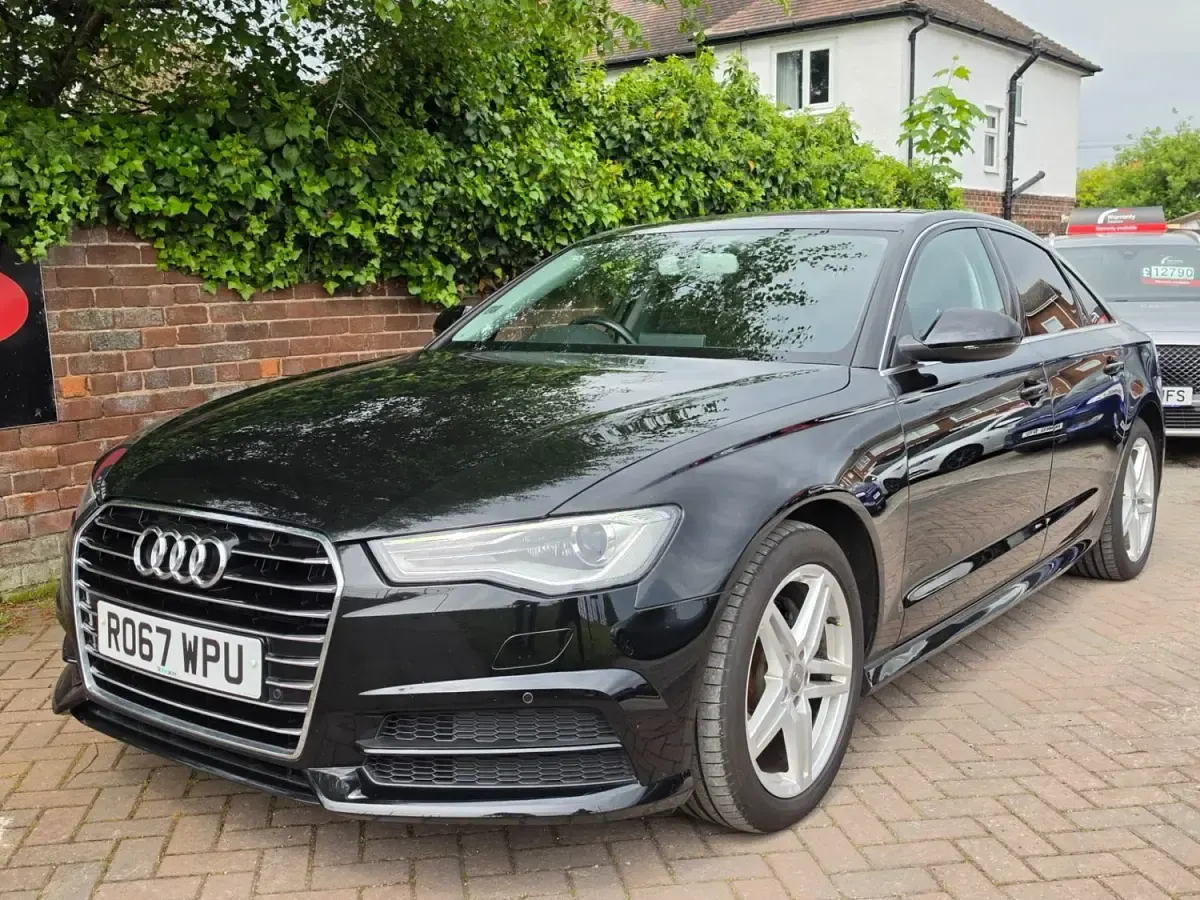 Begagnad Audi A6 Design 190 HK (139 kW) 2017 Svart Sedan