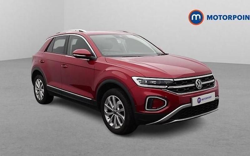 Used 2025 VW T-Roc Style SUV | £18,299 (Good price) - Image 1/4