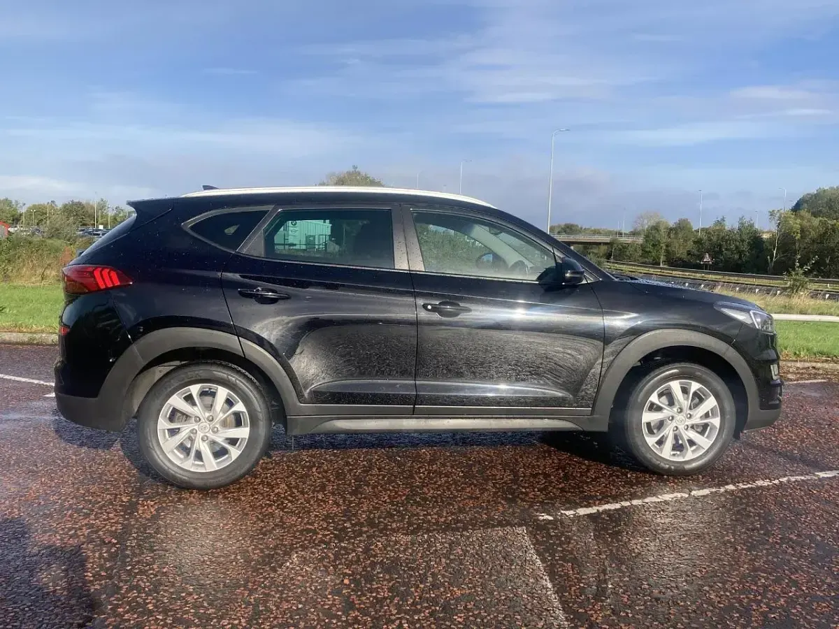 Used Hyundai Tucson SE 130 HP (95 kW) 2018 Black SUV