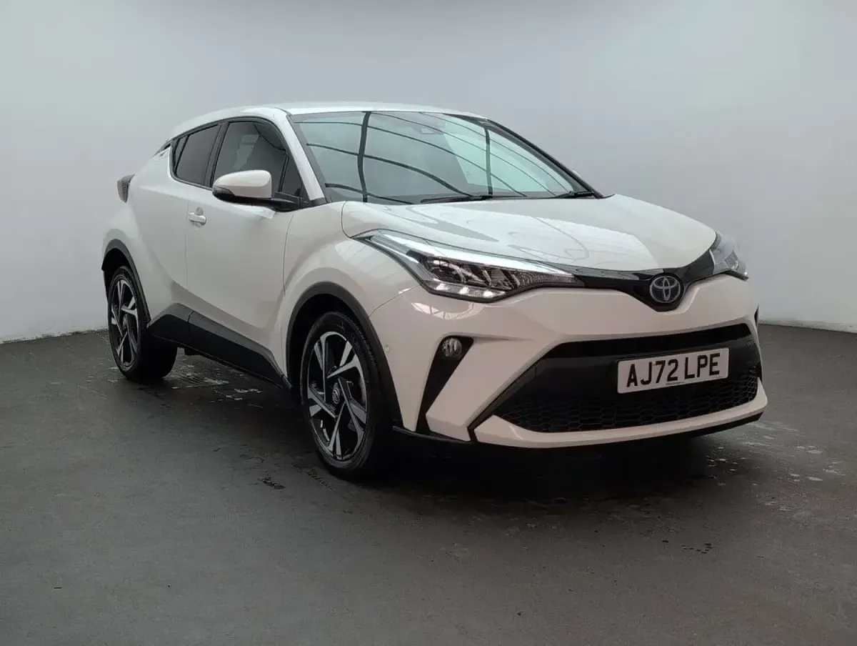 Used Toyota C-HR Design 122 HP (89 kW) 2022 White SUV