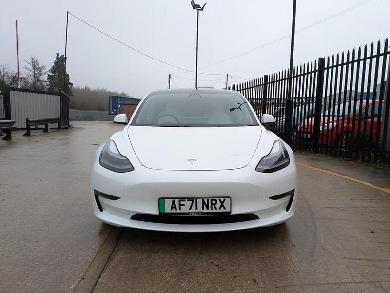 Used Tesla Model 3 Long Range AWD 72 kW (98 HP) 2021 White Sedan