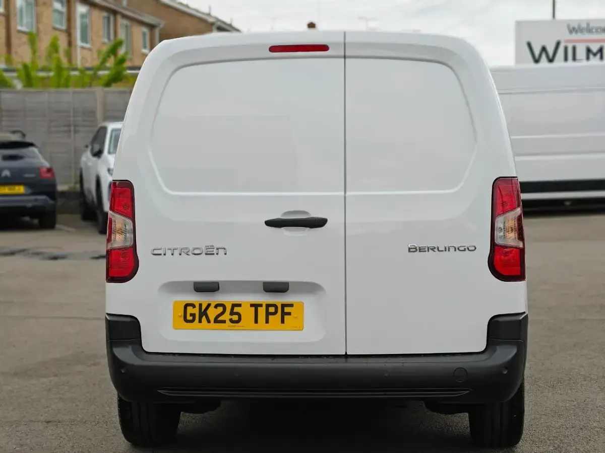 Used Citroën e-Berlingo 101 HP (74 kW) 2025 White