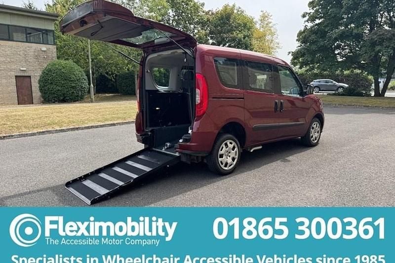 Red Used 2018 Fiat Doblò Easy MPV | £7,450 (Super price) - Image 1/1