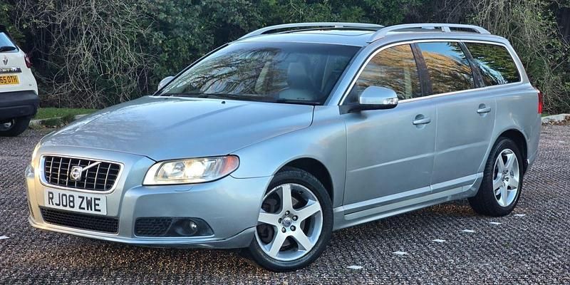Used Volvo V70 SE Lux 2008 Silver Estate