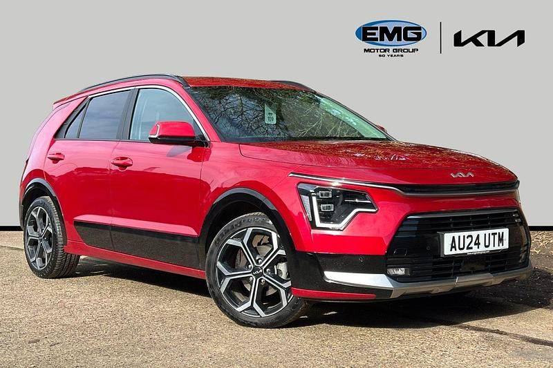 Used Kia Niro 139 HP (102 kW) 2024 Red SUV