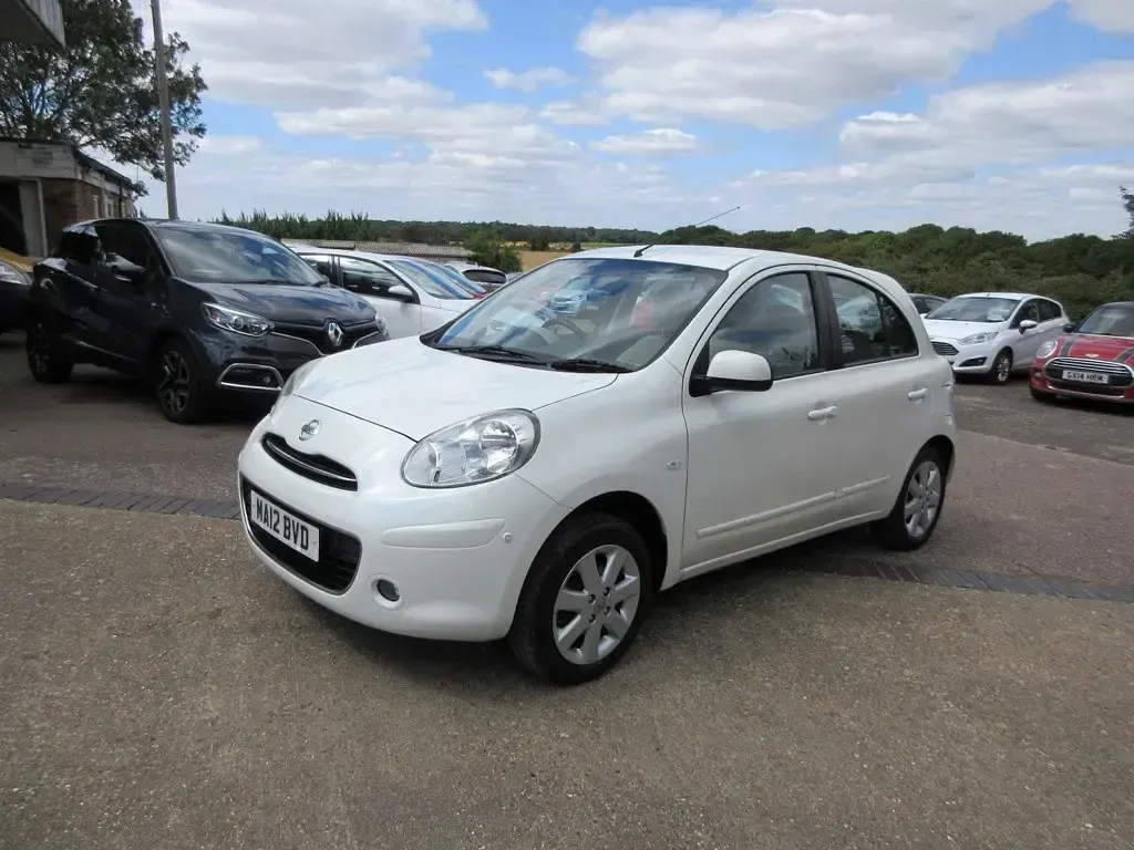 Used Nissan Micra Shiro 80 HP (58 kW) 2012 White Hatchback