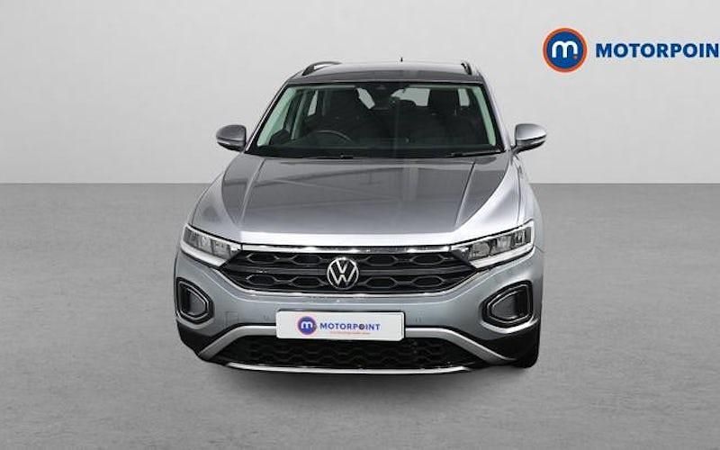 Used VW T-Roc Life 150 HP (110 kW) 2025 SUV
