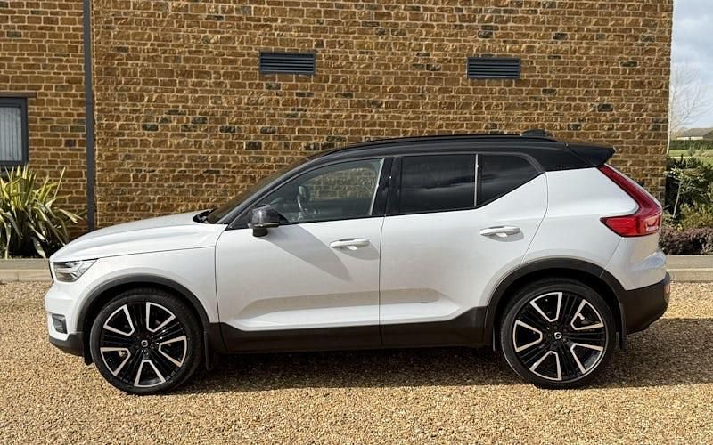 Used Volvo XC40 R-Design Pro 190 HP (139 kW) 2020 SUV