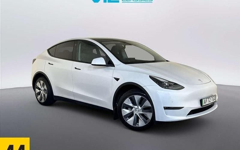 Used Tesla Model Y Long Range AWD 286 kW (389 HP) 2025 SUV