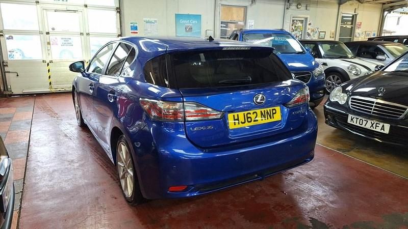 Used Lexus CT200h 2012 Blue Hatchback