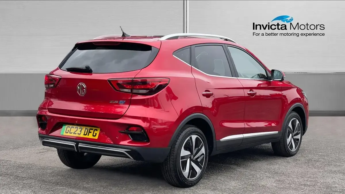 Used MG ZS Trophy 130 kW (177 HP) 2023 Red SUV