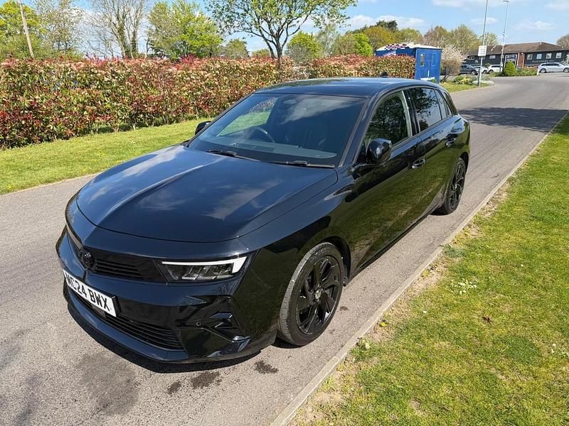 Gebraucht Vauxhall Astra 2024 Schwarz Kleinwagen