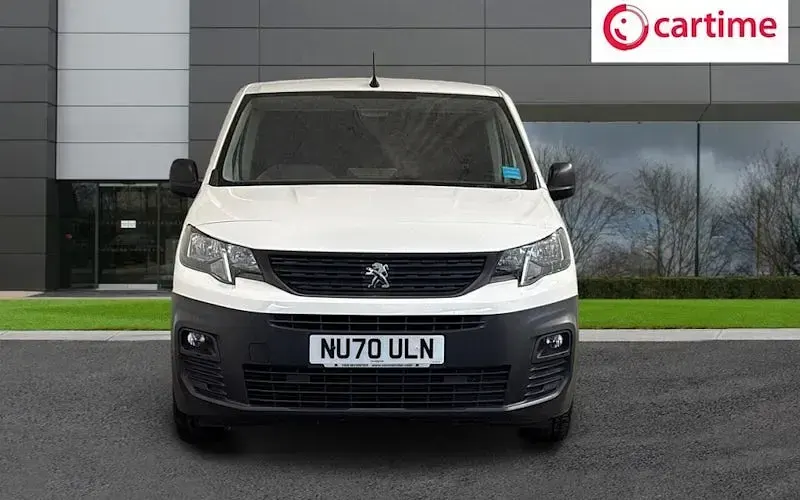 Used Peugeot Partner 131 HP (96 kW) 2020 White MPV