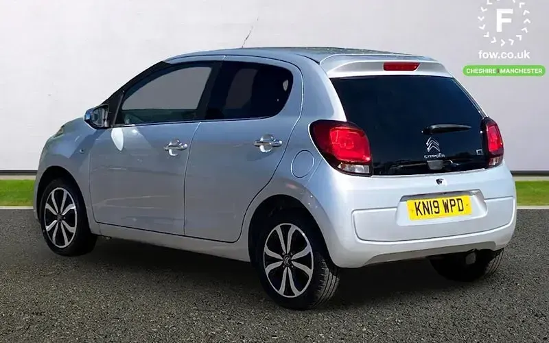 Usado Citroën C1 Flair 72 HP (52 kW) 2019 Cinzento Citadino