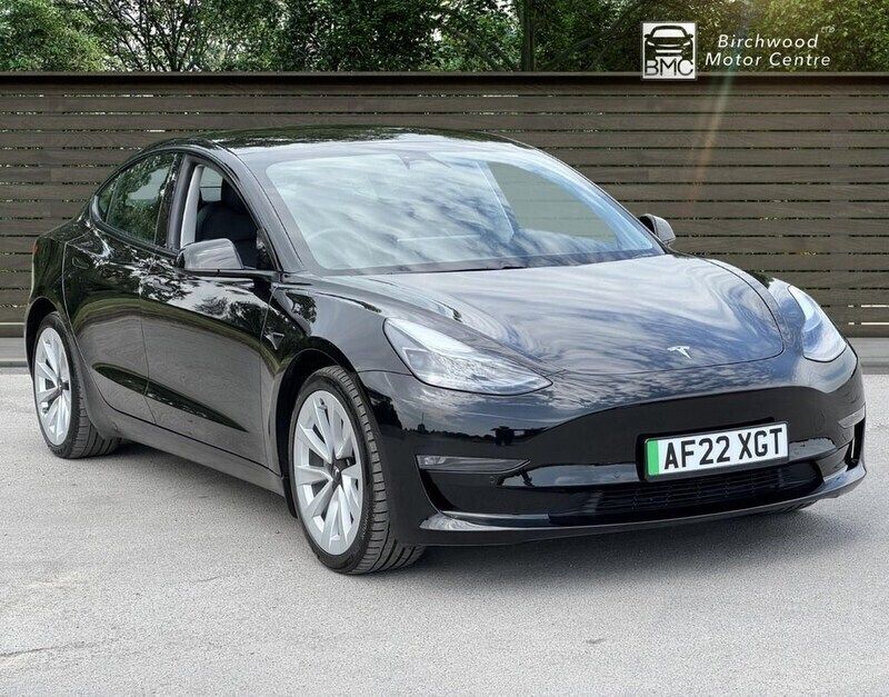 Black Used 2022 Tesla Model 3 Long Range AWD Sedan | £22,680 (Expensive) - Image 1/4