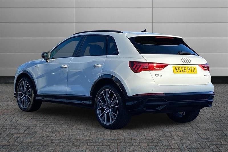 Used Audi Q3 Black Edition 150 HP (110 kW) 2025 White SUV