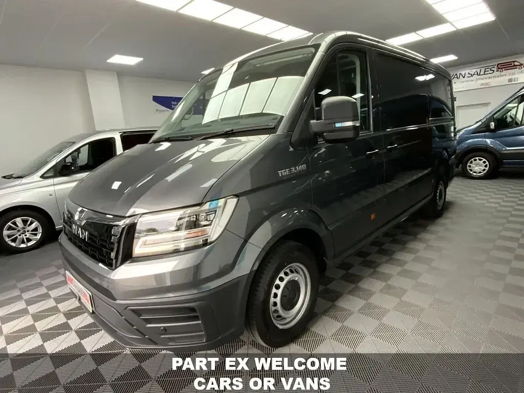 Used MAN TGE 180 HP (132 kW) 2025 Grey Van