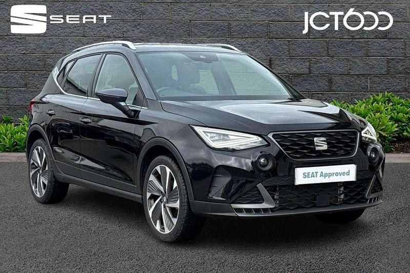 Black Used 2024 Seat Arona FR Sport SUV | £16,250 (Fair price) - Image 1/4