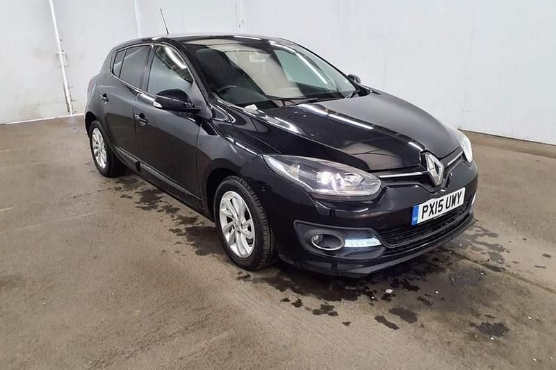 Used Renault Mégane III Dynamique 110 HP (80 kW) 2015 Black Hatchback