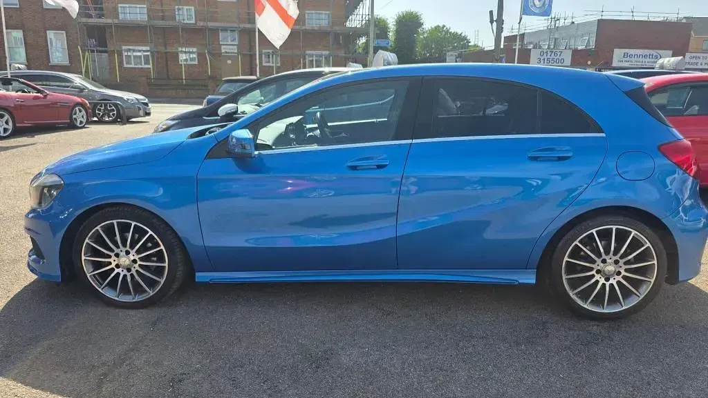 Used Mercedes A200 AMG 2014 Blue Hatchback