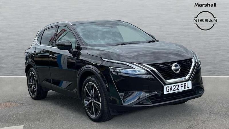 Black Used 2022 Nissan Qashqai Tekna SUV | £22,535 (A bit pricey) - Image 1/4
