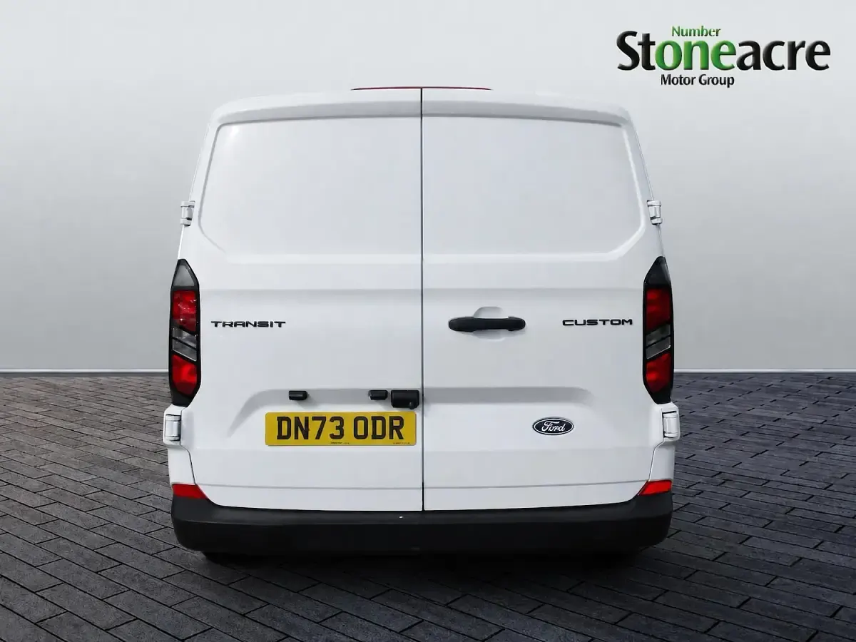 Used Ford Transit Custom Trend 110 HP (80 kW) 2024 White Van