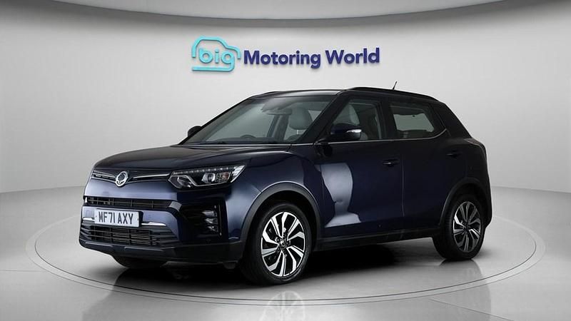 Used Ssangyong (KGM) Tivoli 136 HP (100 kW) 2021 Blue SUV
