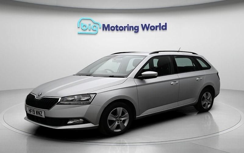 Used Skoda Fabia SE 110 HP (80 kW) 2019 Silver Estate