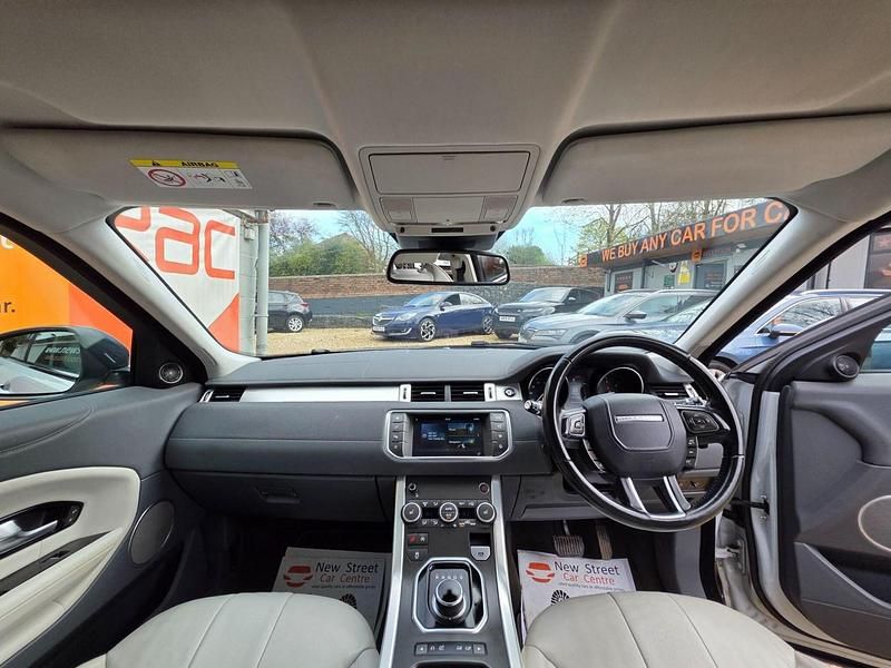 Begagnad Land Rover Range Rover evoque SE 2017 Vit Kombi