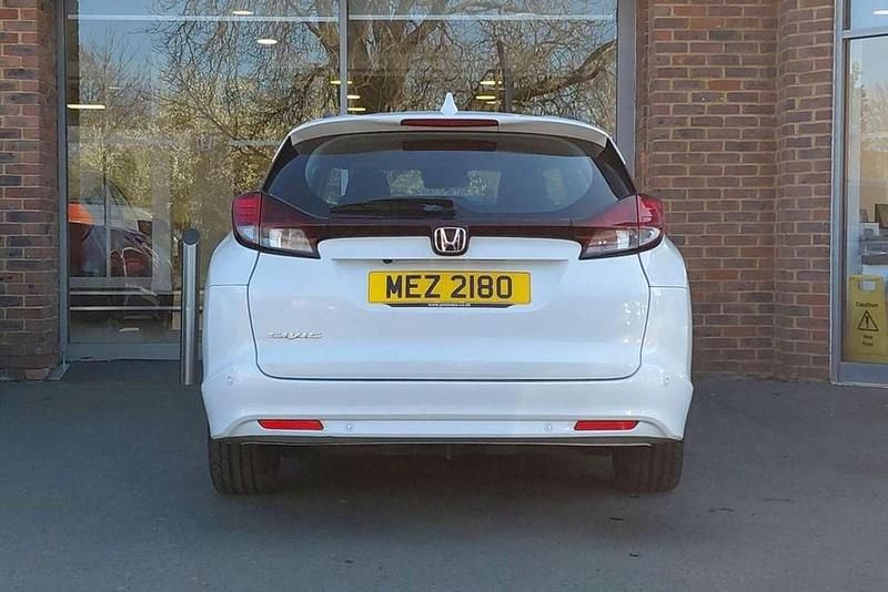 Używany Honda Civic SE Plus 139 KM (102 kW) 2018 Biały Kombi