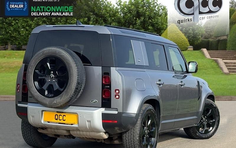 Used Land Rover Defender SE 249 HP (183 kW) 2023 SUV