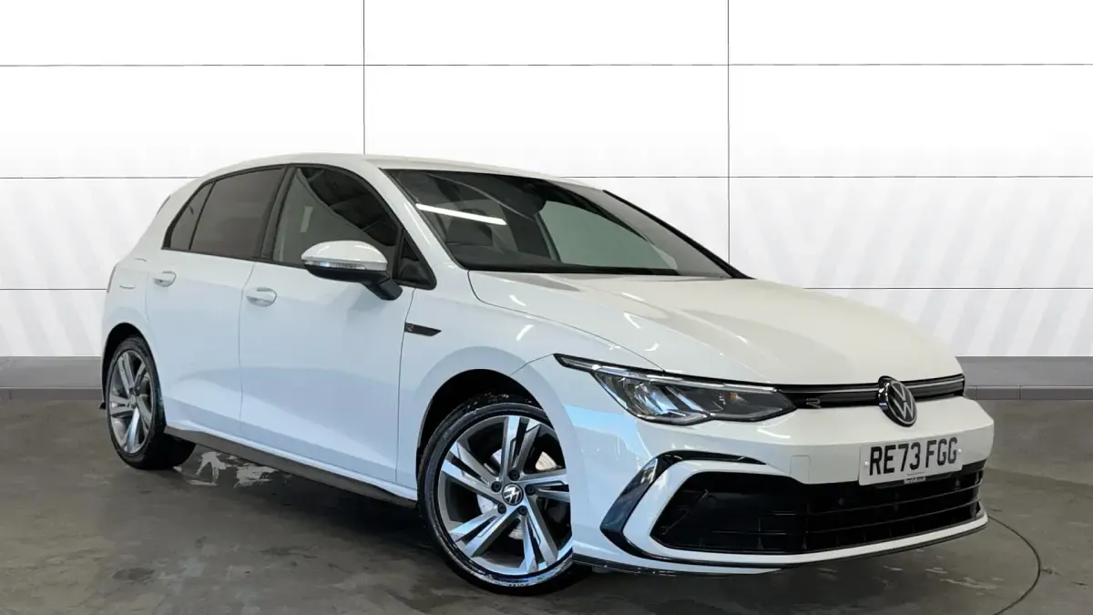 Używany VW Golf VIII R-line 150 KM (110 kW) 2023 Hatchback