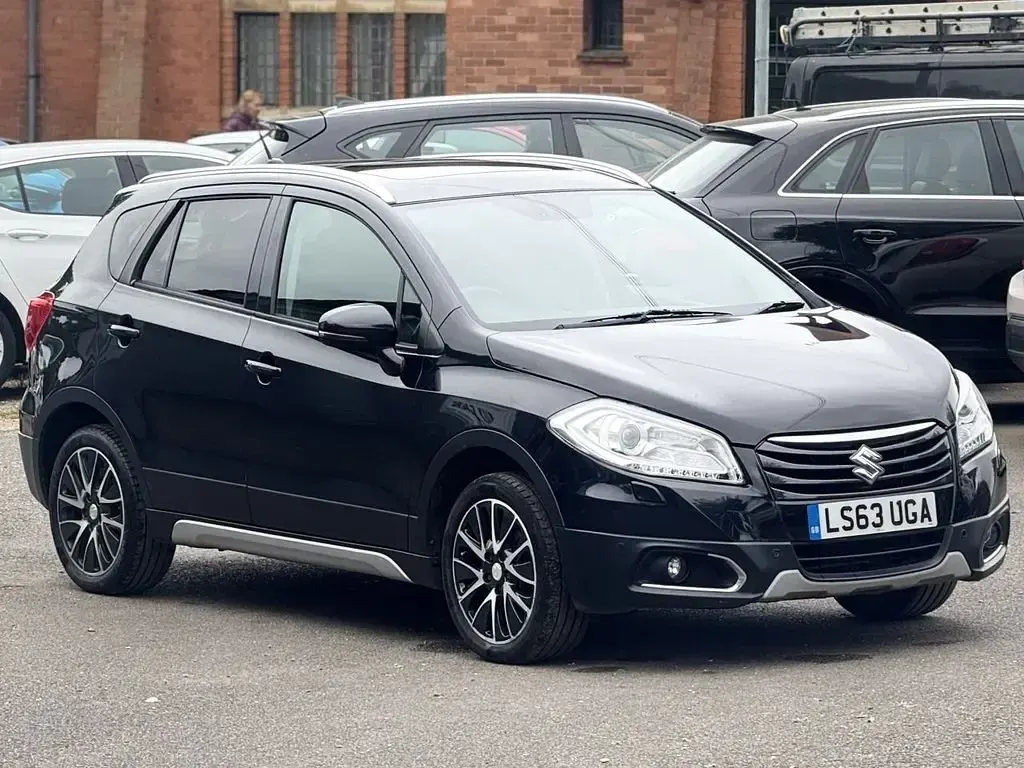 Gebraucht Suzuki SX4 S-Cross SZ5 120 PS (88 kW) 2013 Schwarz Kleinwagen