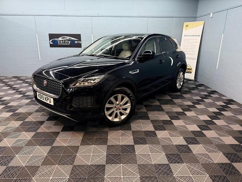 Usado Jaguar E-Pace S 150 HP (110 kW) 2019 Preto SUV