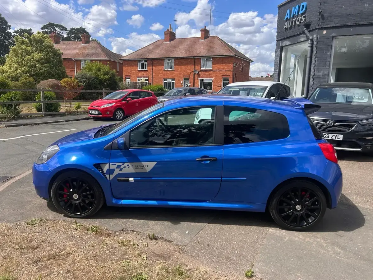 Used Renault Clio 2006 Blue Hatchback