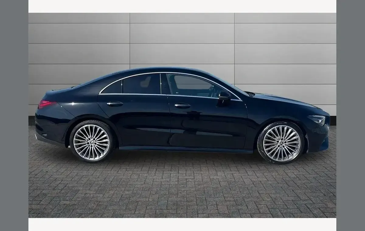 Used Mercedes CLA180 AMG Line Premium 134 HP (98 kW) 2024 Black Coupe