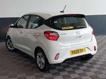 Used Hyundai i10 SE 67 HP (49 kW) 2020 White Hatchback